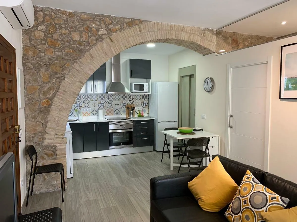 Pintor Massanet - Casa De Piedra Adaptada En Lescala L'Escala Spain