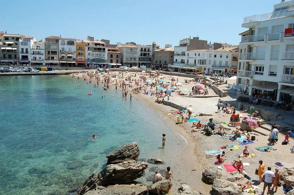 L' Escala Pintor Massanet - Casa De Piedra Adaptada En Lescala L' Escala